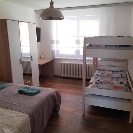 Apartman U Lidusky Breclav Bagian luar foto
